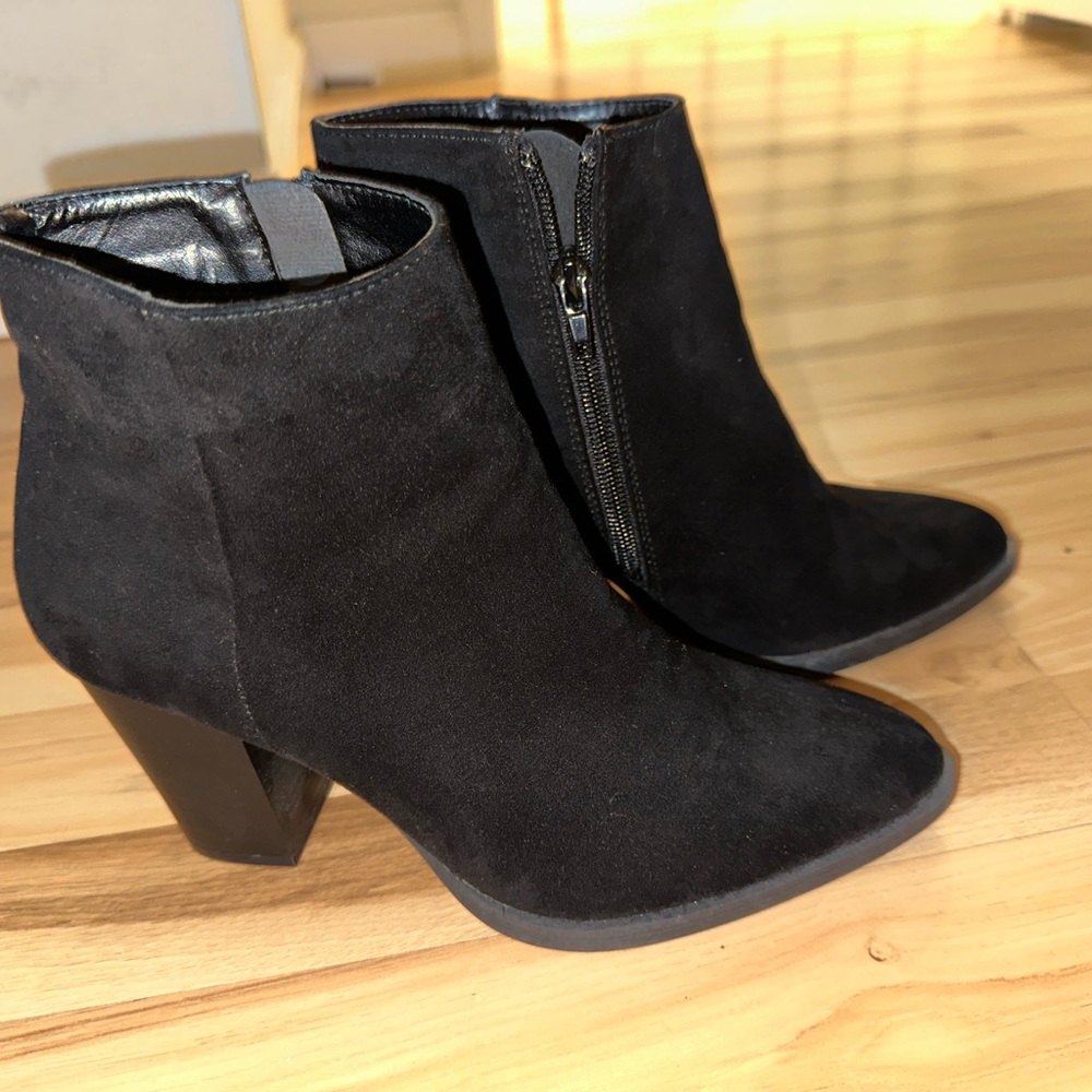 Lulus booties - Picture 3 of 8